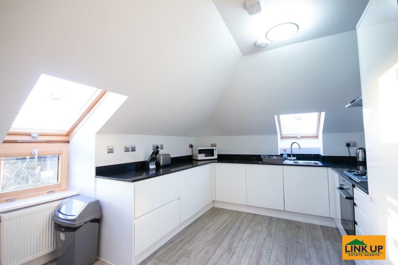 Holden Court Apartments - Apt 6 West Drayton  Extérieur photo